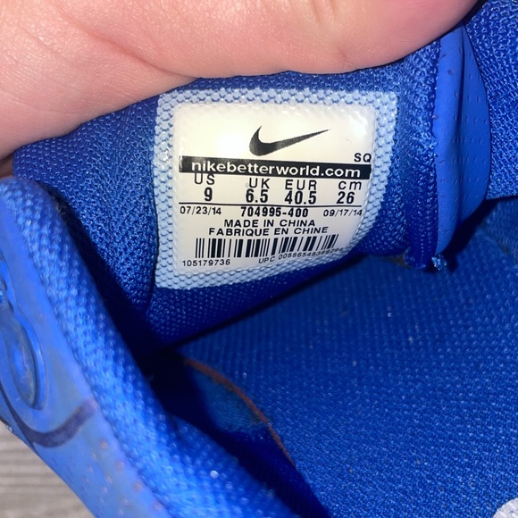 Nike shoes - Picture 5 of 5